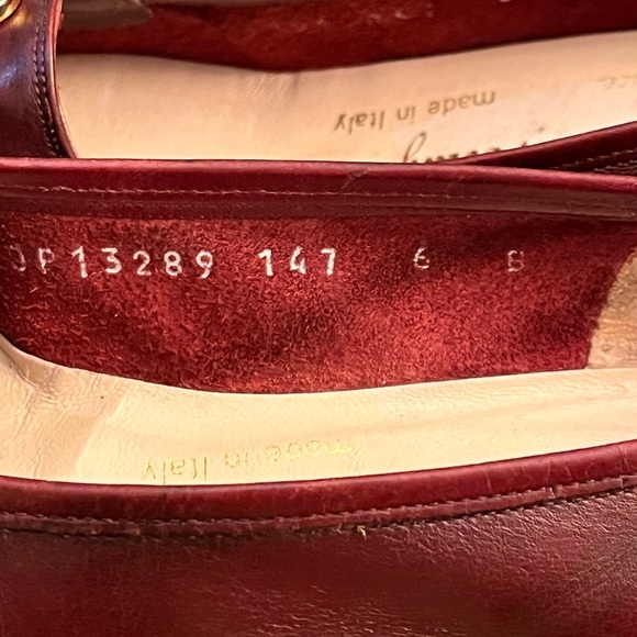 Salvatore Ferragamo Burgundy Leather Loafers W/Tassels Size 6B Vintage Vibe Chi - Picture 12 of 12